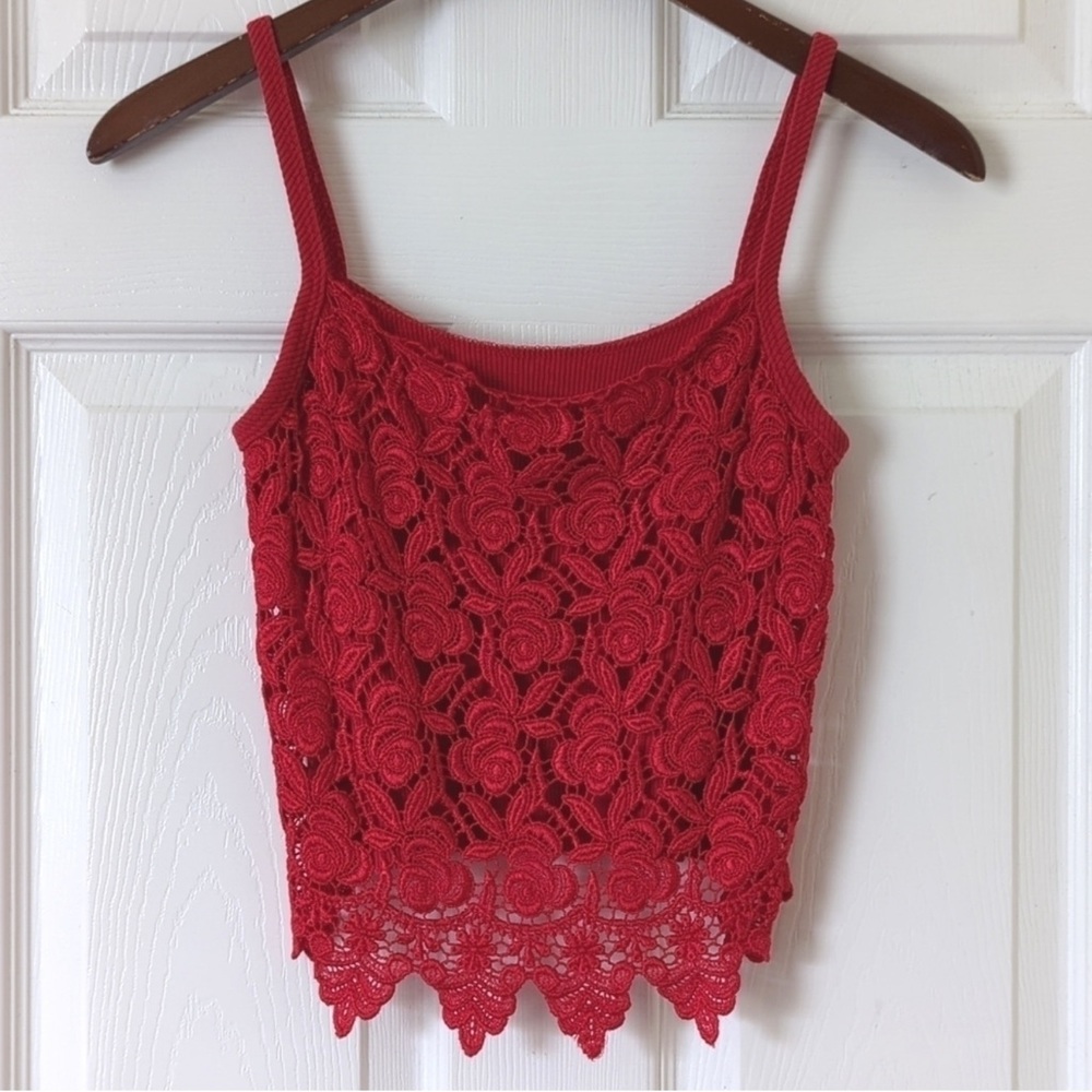 Awesome Wear 90's Vintage Floral Lace Overlay Ribbed Knit Cropped Tank Top Red